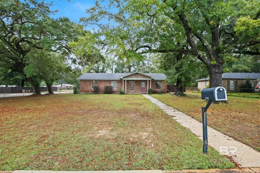 1701 Phillips Lane, Mobile, AL 36618 - Image #2