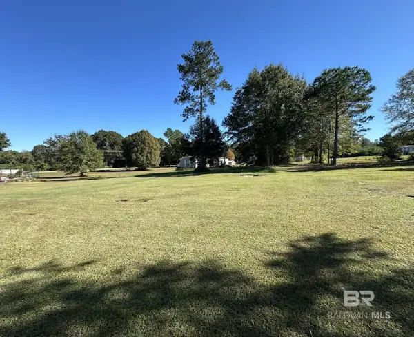26910 Forest View Road, Robertsdale, AL 36567