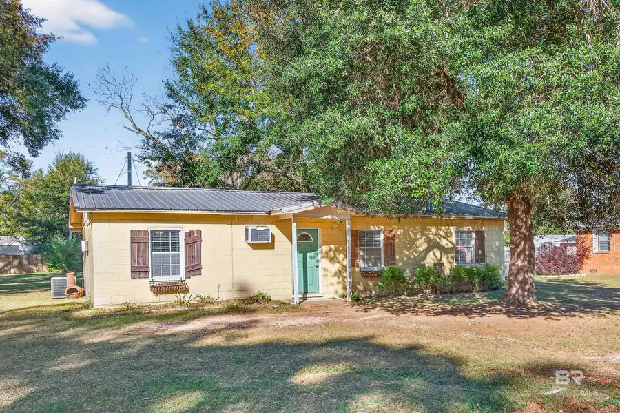 18635 Florida Street, Robertsdale, AL 36567 - Image #3