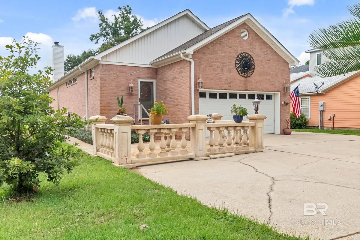 646 W Canal Drive, Gulf Shores, AL 36542 - Image #1