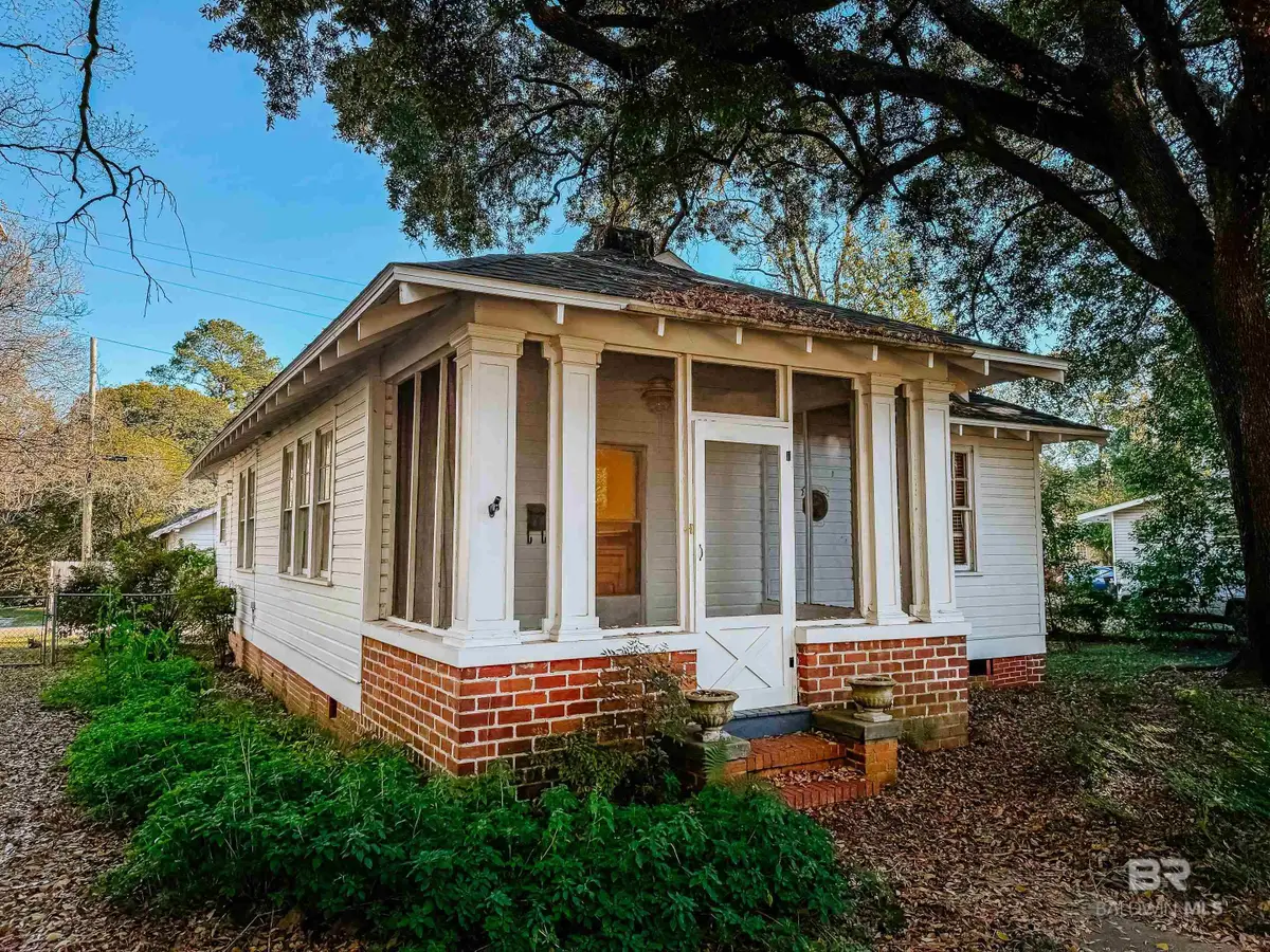 206 1st Street, Chickasaw, AL 36611 - Image #1