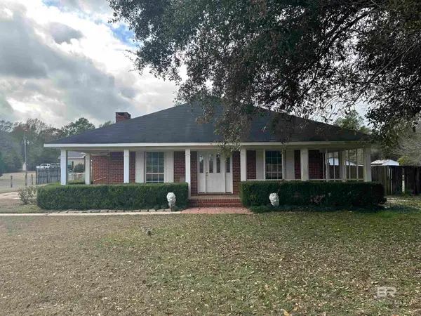 10761 Cowart Road, Mobile, AL 36695