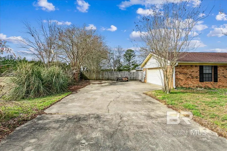 295 Columbus Circle, Brewton, AL 36426 - #2