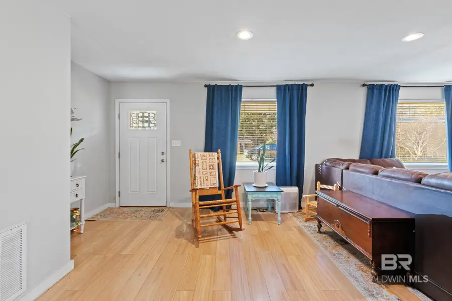 22170 Fairway Drive, Robertsdale, AL 36567 - Image #3