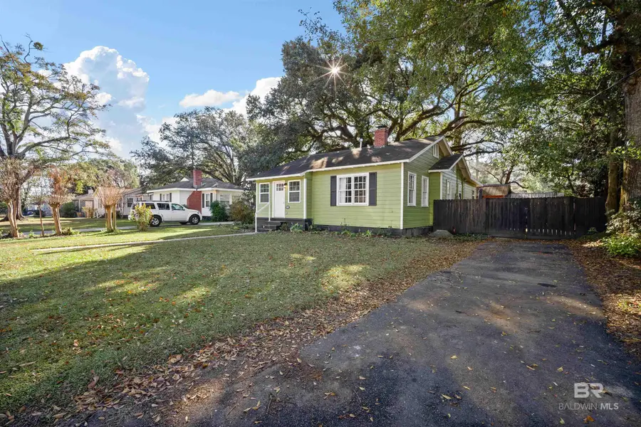 3053 Calais Street, Mobile, AL 36606 - #3