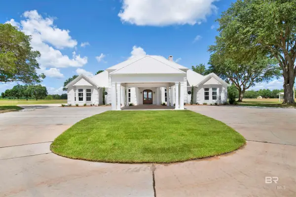 23911 County Road 71, Robertsdale, AL 36567