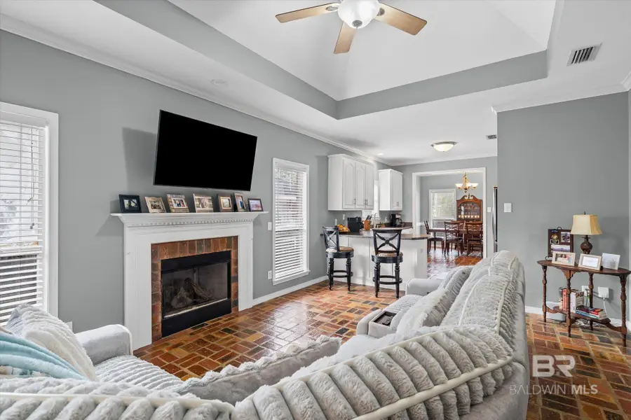 955 Linlen Avenue, Mobile, AL 36609 - #2