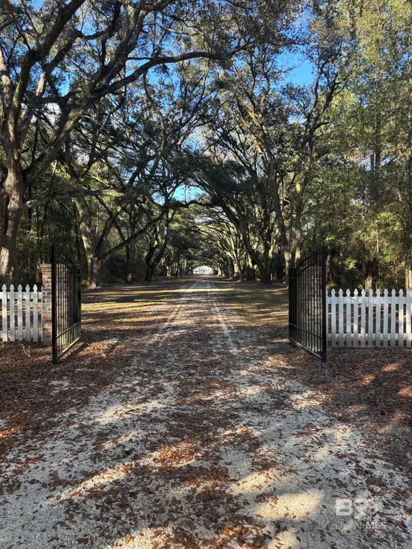 53400 Hixson Road, Stockton, AL 36579