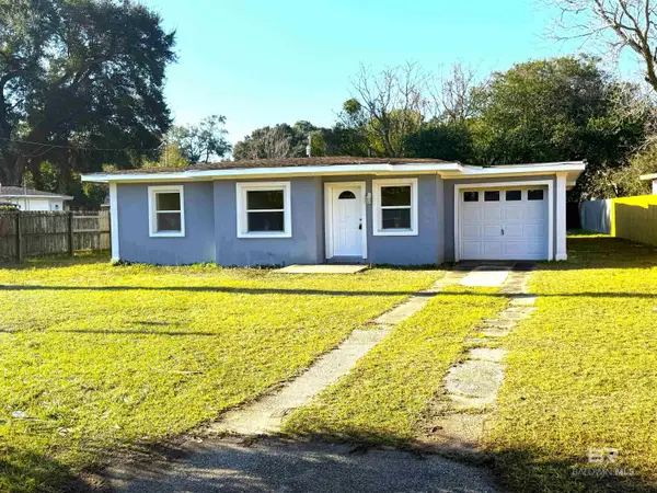 9 Janet Street, Pensacola, FL 32506