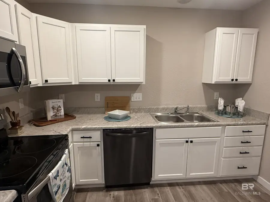 9 Janet Street, Pensacola, FL 32506 - Image #3