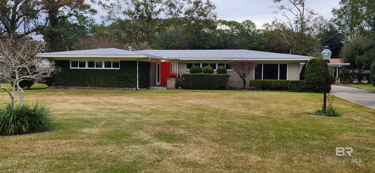 410 W Verbena Avenue, Foley, AL 36535 - Image #1