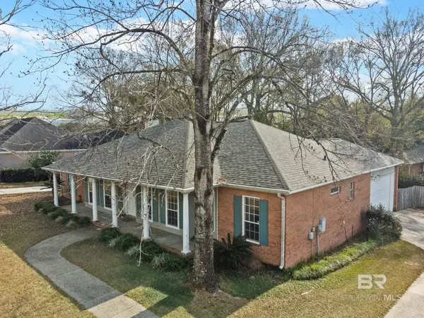 7693 Pembroke Circle, Mobile, AL 36695