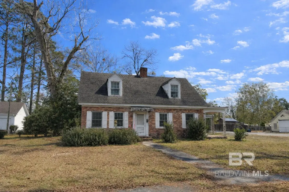 900 Lovelace Avenue, Brewton, AL 36426 - Image #1