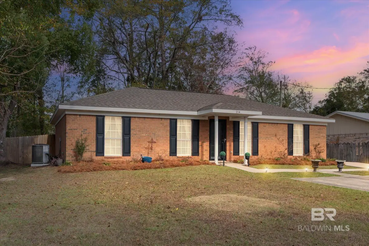 214 W Sycamore Avenue, Foley, AL 36535 - Image #1