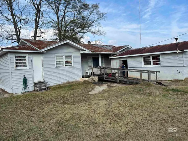 107 W Avenue A, Atmore, AL 36502