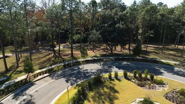 24 Summer Lane, Fairhope, AL 36532