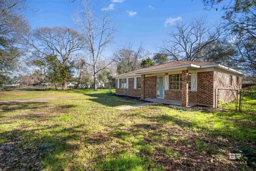 1368 Hubert Pierce Road, Mobile, AL 36608 - Image #2