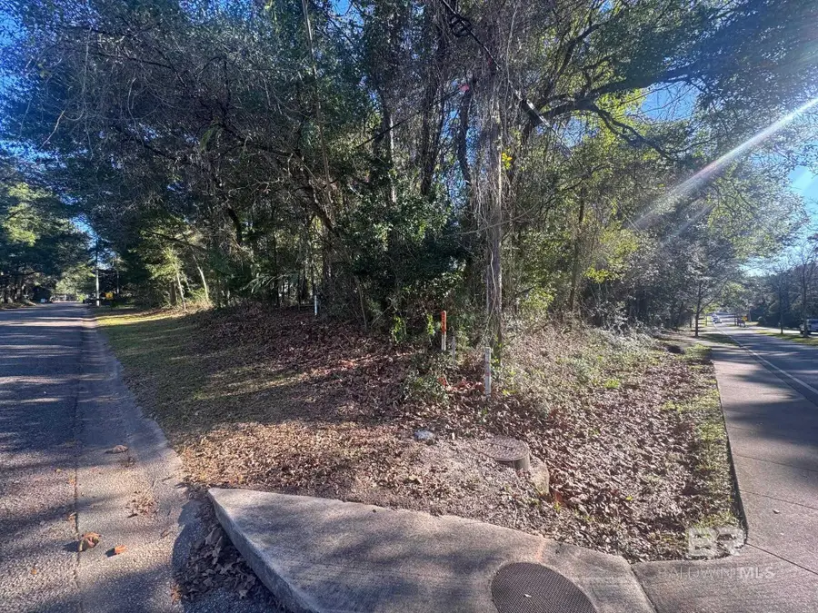 404 Miller Avenue, Fairhope, AL 36532 - #2