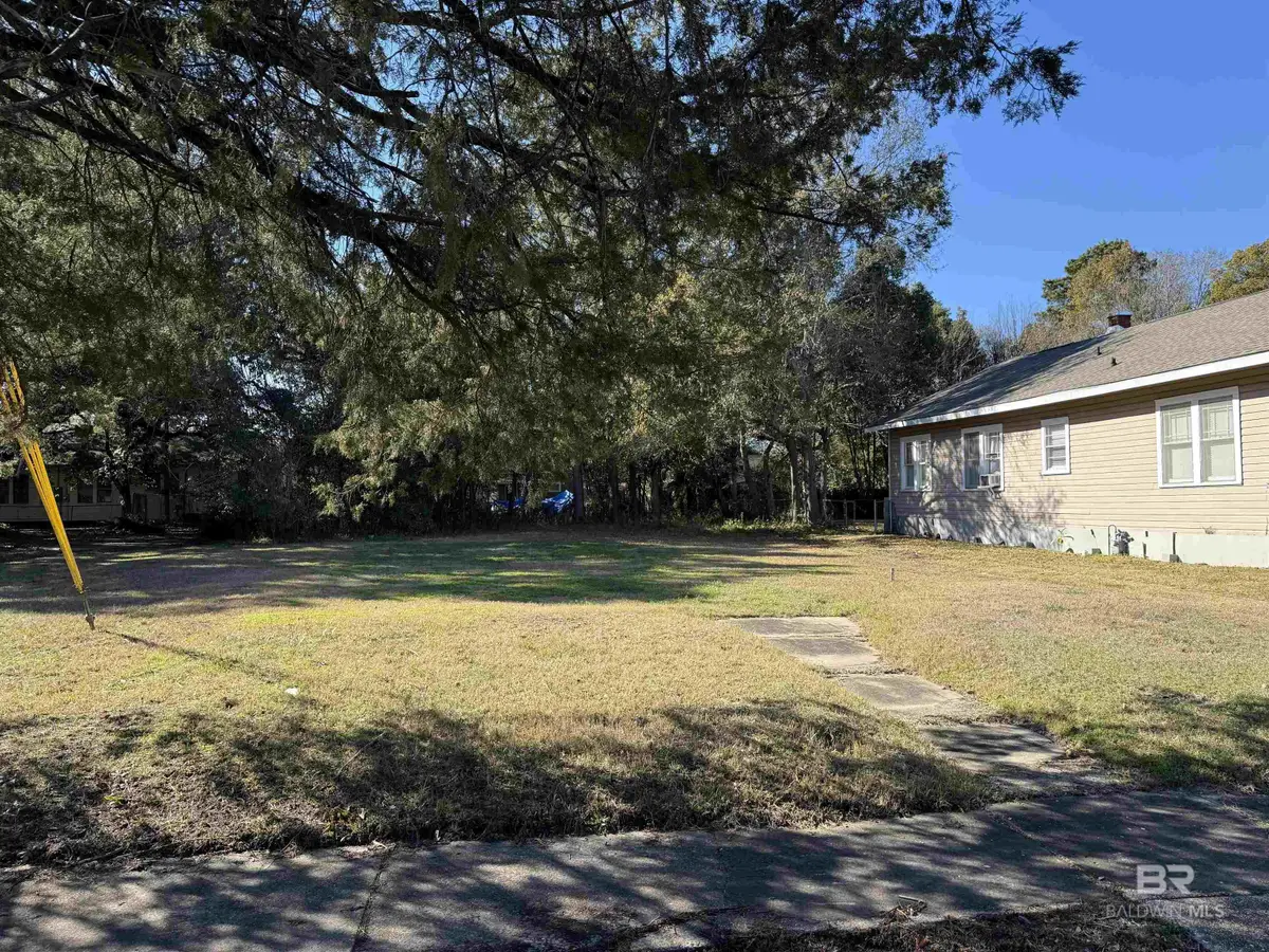 460 Dexter Avenue, Mobile, AL 36604 - Image #1