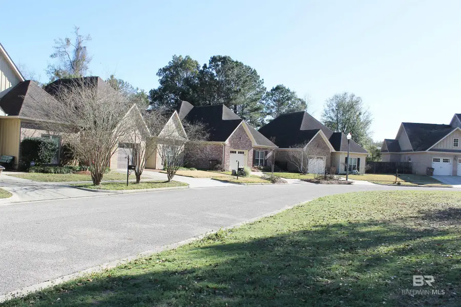 892 Grant Park Drive, Mobile, AL 36606 - Image #2