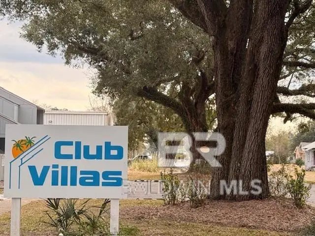 132 W Satsuma Avenue #132, Foley, AL 36535 - Image #2