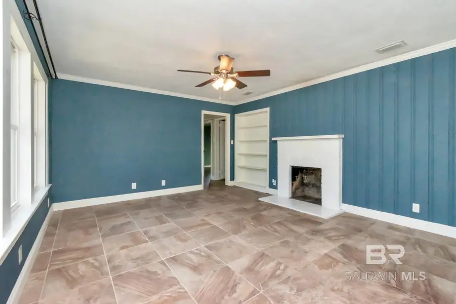 410 St. John Place, Mobile, AL 36609 - #2