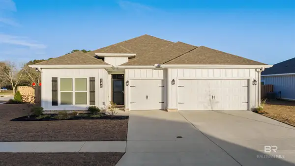 548 Golden Leaf Avenue, Fairhope, AL 36532