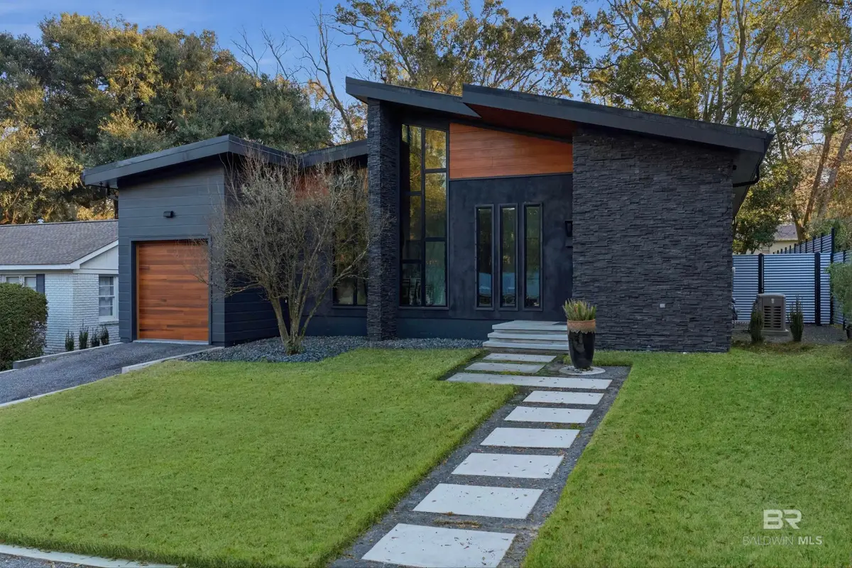 604 Johnson Avenue, Fairhope, AL 36532 - Image #1