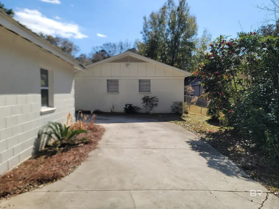 1411 Wilson Avenue, Daphne, AL 36526 - #2