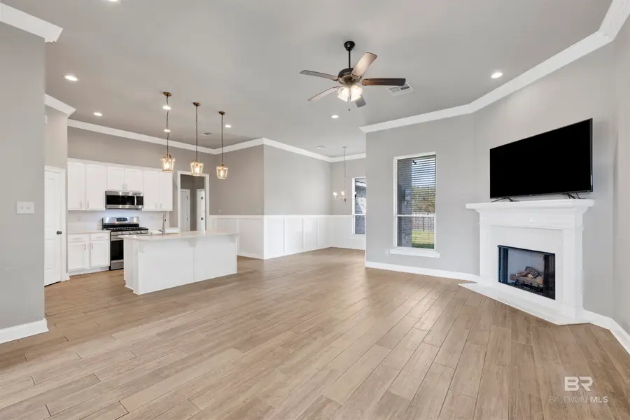 804 Connolly Avenue, Foley, AL 36535 - #3