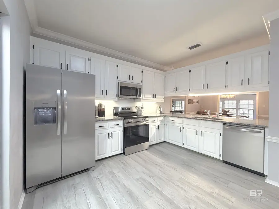 135 Lake Shore Drive, Daphne, AL 36526 - #2