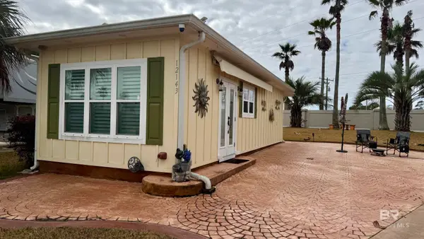 12143 Gateway Drive, Elberta, AL 36530