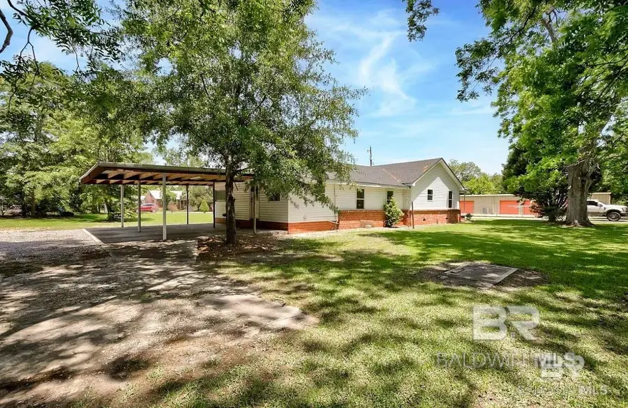 120 Walker Street, Monroeville, AL 36460 - #3