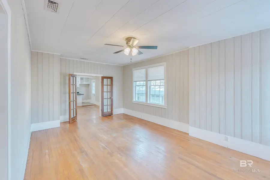 3 Canal Street, Chickasaw, AL 36611 - #3