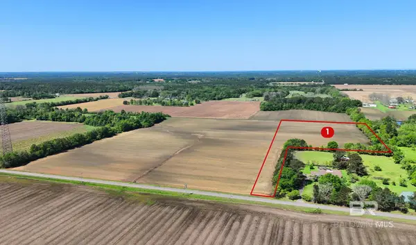 20407 West Boulevard, Silverhill, AL 36576