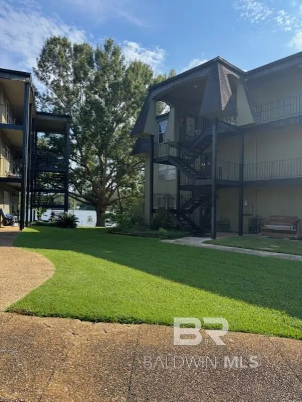 301 Riverbend Drive #301, Mobile, AL 36605