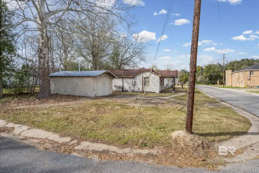 351 Kansas Street, Chickasaw, AL 36611 - #2