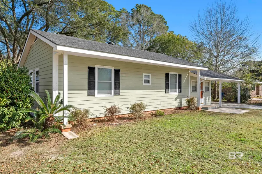 316 W Fig Avenue, Foley, AL 36535 - #3