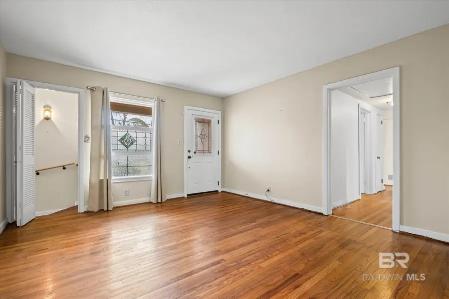 106 Esplanade Avenue, Mobile, AL 36606 - #3