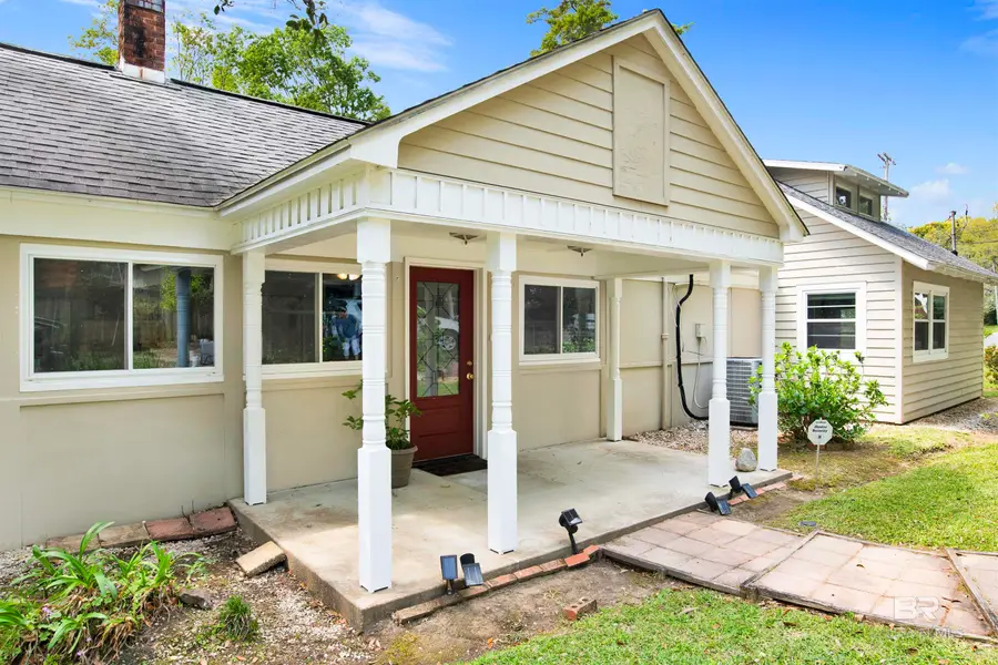 662 Fairhope Avenue, Fairhope, AL 36532 - #2