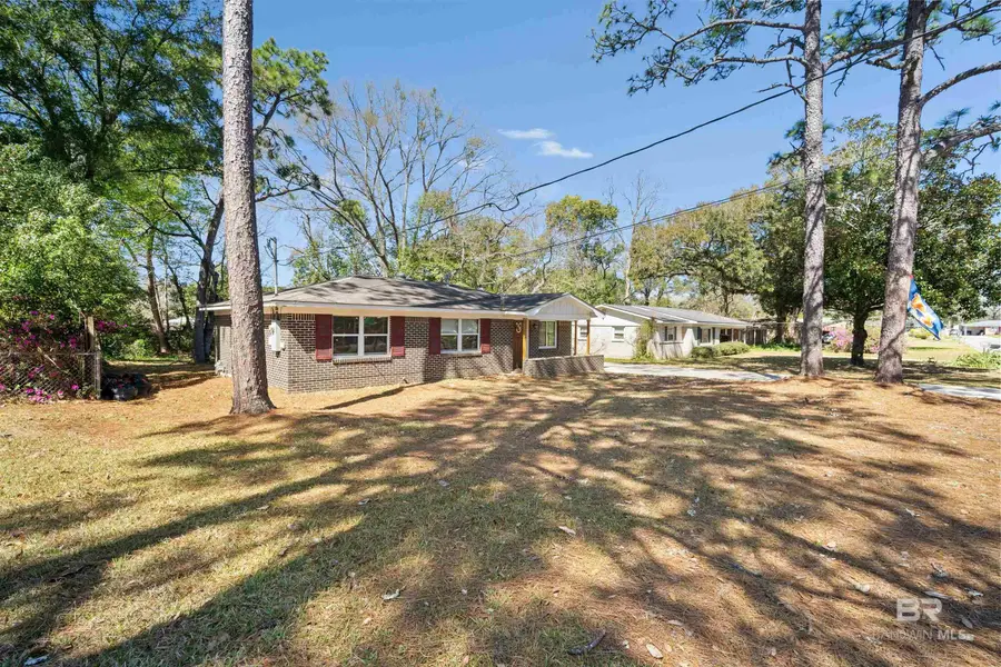 672 Tarawa Drive, Mobile, AL 36609 - #3