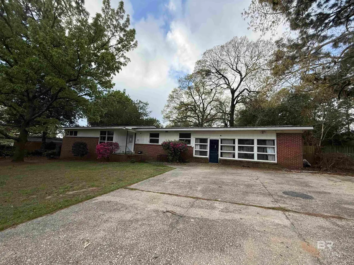 4003 Michael Boulevard, Mobile, AL 36609 - #1