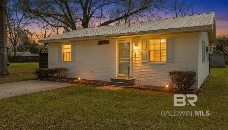 619 W Begonia Avenue, Foley, AL 36535 - #2