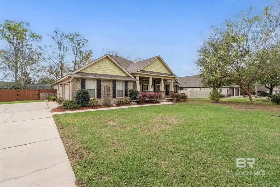 704 Edinburgh Avenue, Foley, AL 36535 - #3