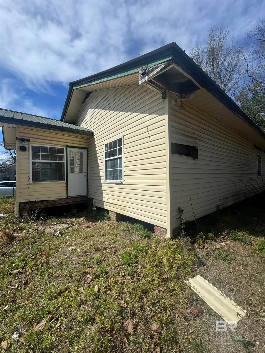 227 E Elm Street, Prichard, AL 36610 - #3