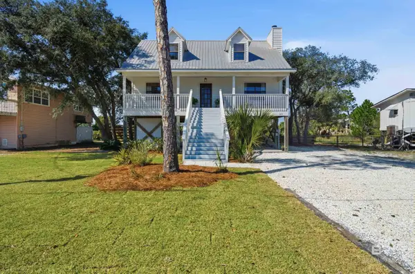 128 W 6th Avenue, Gulf Shores, AL 36542
