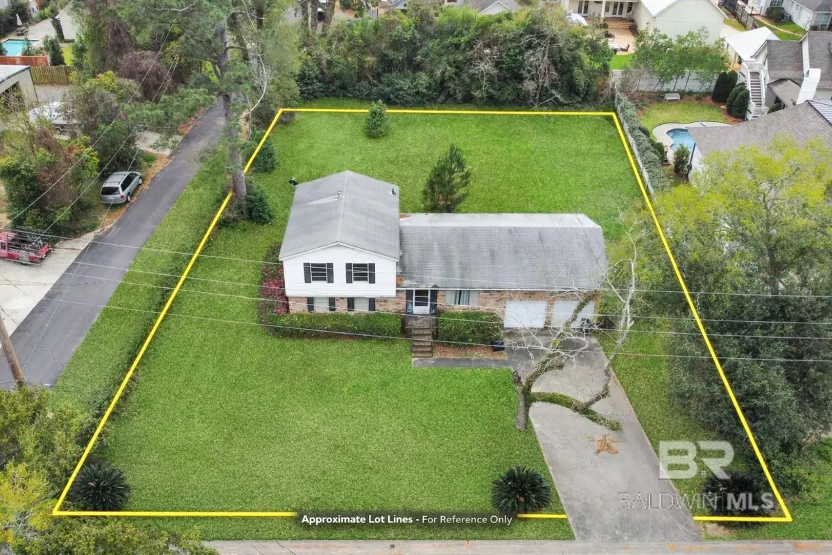 110 Fig Avenue, Fairhope, AL 36532 - #1