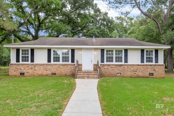 5015 W Santos Drive, Mobile, AL 36619