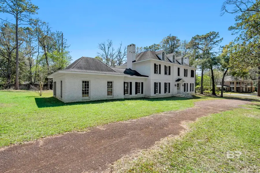 5801 S Fairfax Road, Mobile, AL 36608 - #2