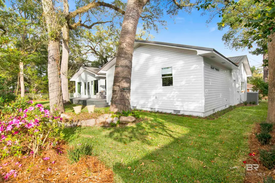 380 Church Street, Fairhope, AL 36532 - #3